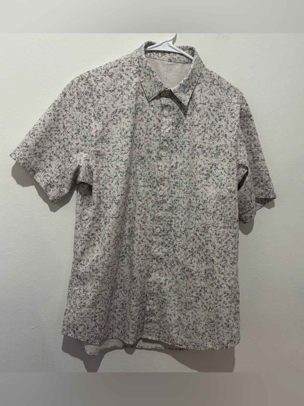 Lululemon Airing Easy Short Sleeve Size Medium